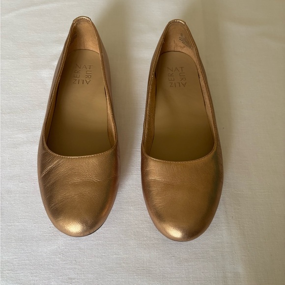 Naturalizer Gold Women's Flats - Picture 1 of 12